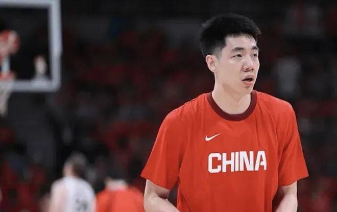 图片报:博尼费斯回归勒沃库森进行训练,盼重回巅峰