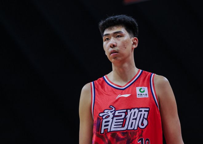 有钱还这么聪明？本·阿弗莱克答题节目赢100万美元，全场看傻