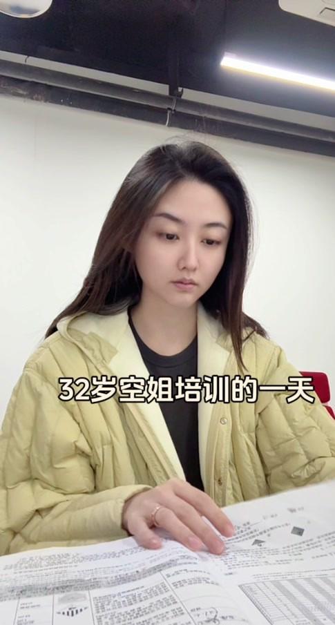躲开孙颖莎照样不省心！张本美和四金梦先撞上金琴英