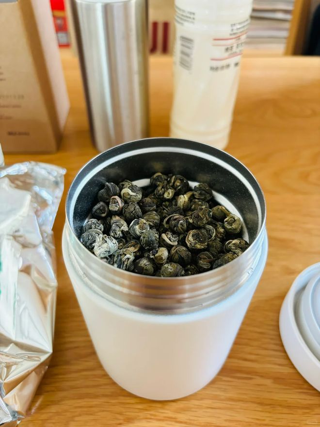 中国女性掀起不穿胸罩风潮:舒适追求与身体自主权觉醒