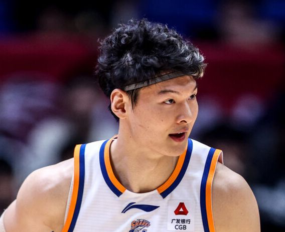媒体人：去年CBA选秀榜眼杜智博将加盟广州龙狮男篮