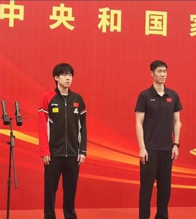 从佛得角门将到“中国足球小将”，故事里为何都有温州人？